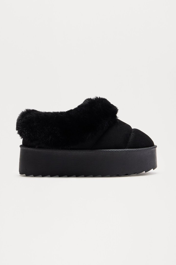 North Pole Fur Trim Booties - Black