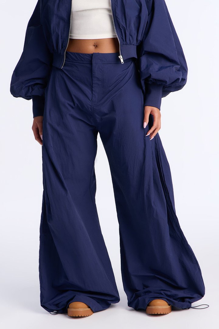 Do Not Disturb Mode Windbreaker Jogger - Navy