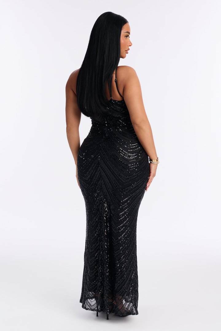 Alayna Sleeveless Sequin Gown - Black