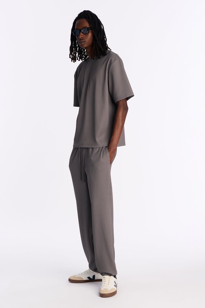 Show Up Relaxed Crewneck Tee - Dark Grey