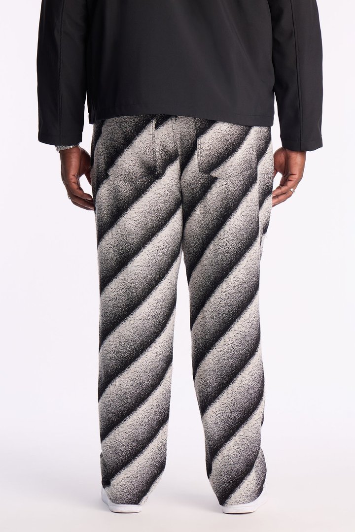 Straight Faded Lines Pant - Black