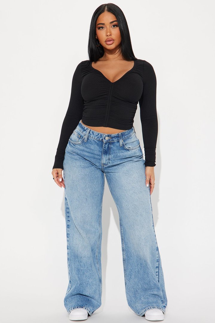 Mara Ruched Long Sleeve Top - Black
