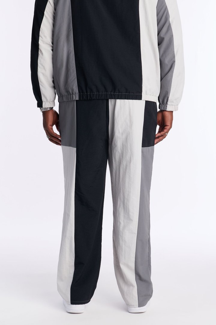 Straight Axel Color Block E-Waist Pant - Black/combo