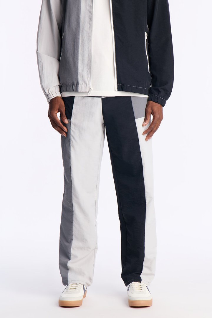 Straight Axel Color Block E-Waist Pant - Black/combo
