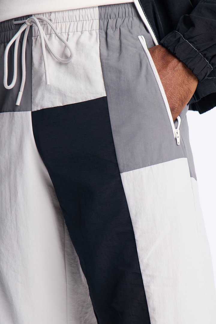 Straight Axel Color Block E-Waist Pant - Black/combo