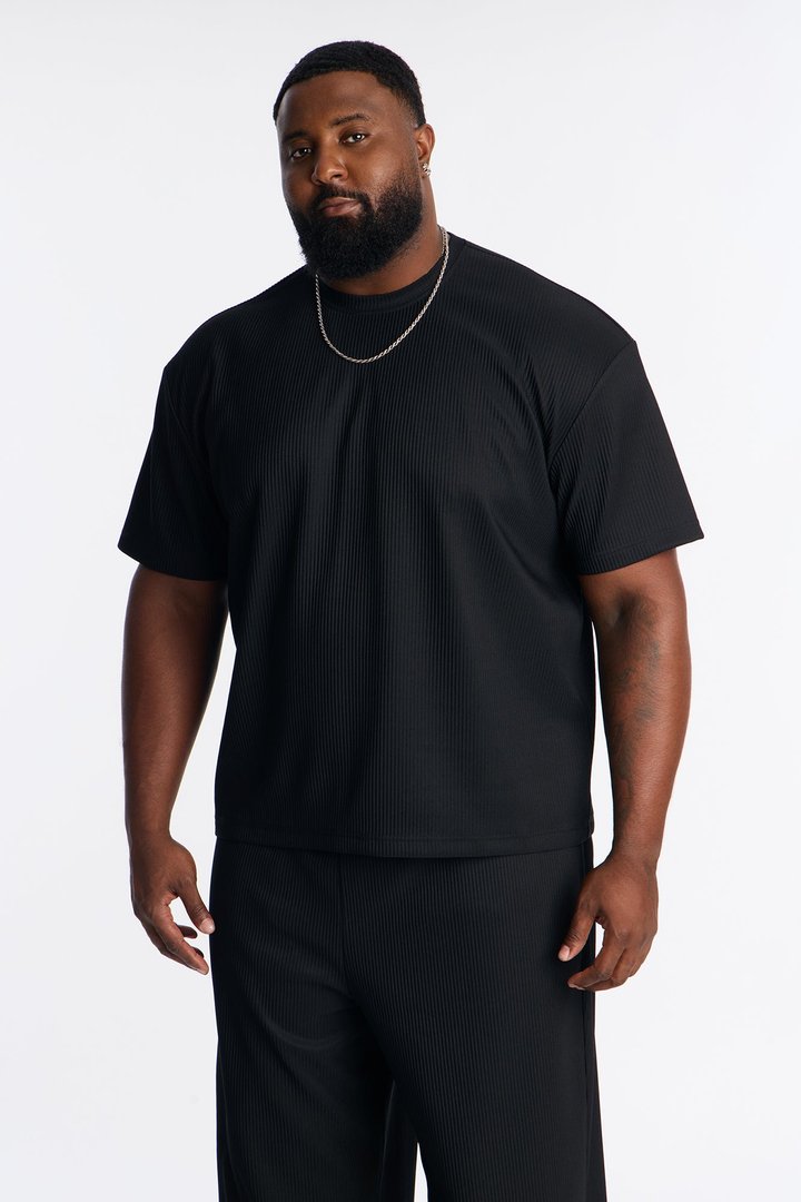 Show Up Relaxed Crewneck Tee - Black