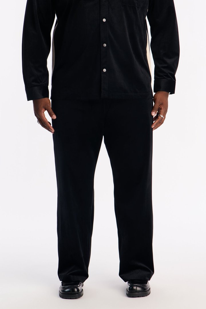 Straight Crescent Track Pant - Black