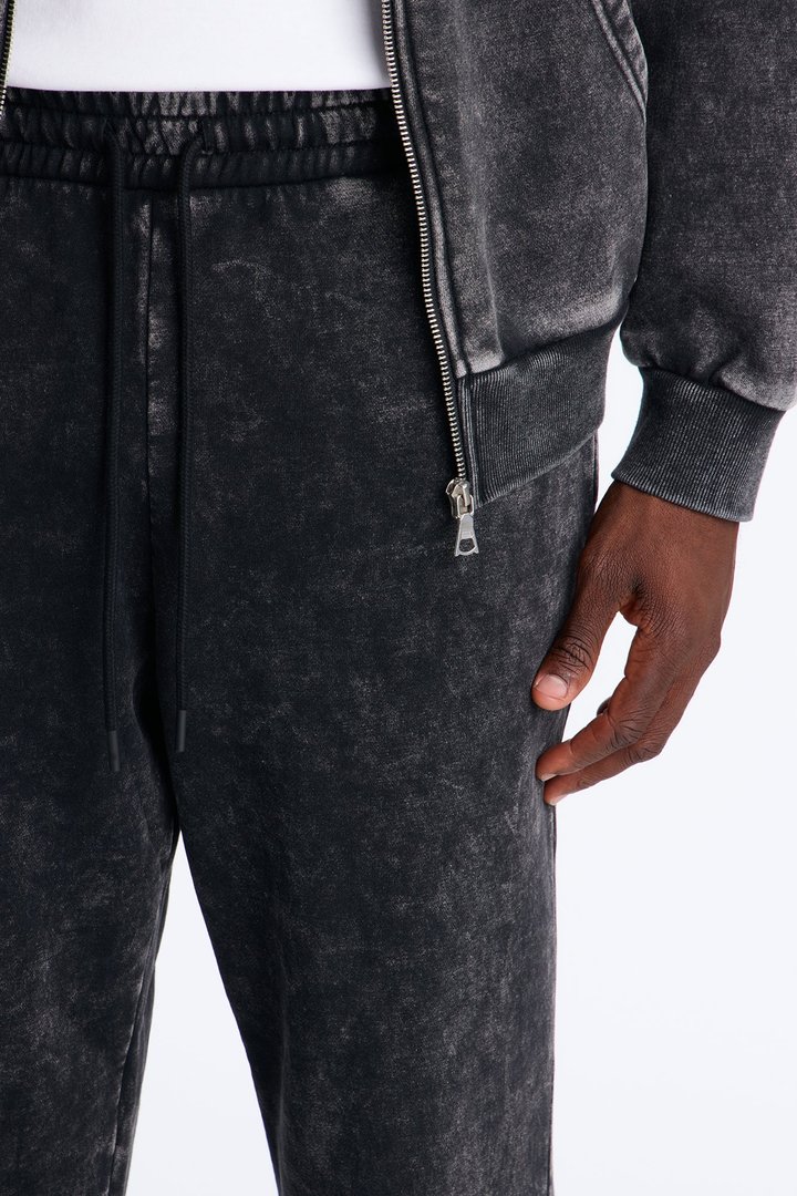 Heavy Wash Straight Sweatpants - Black