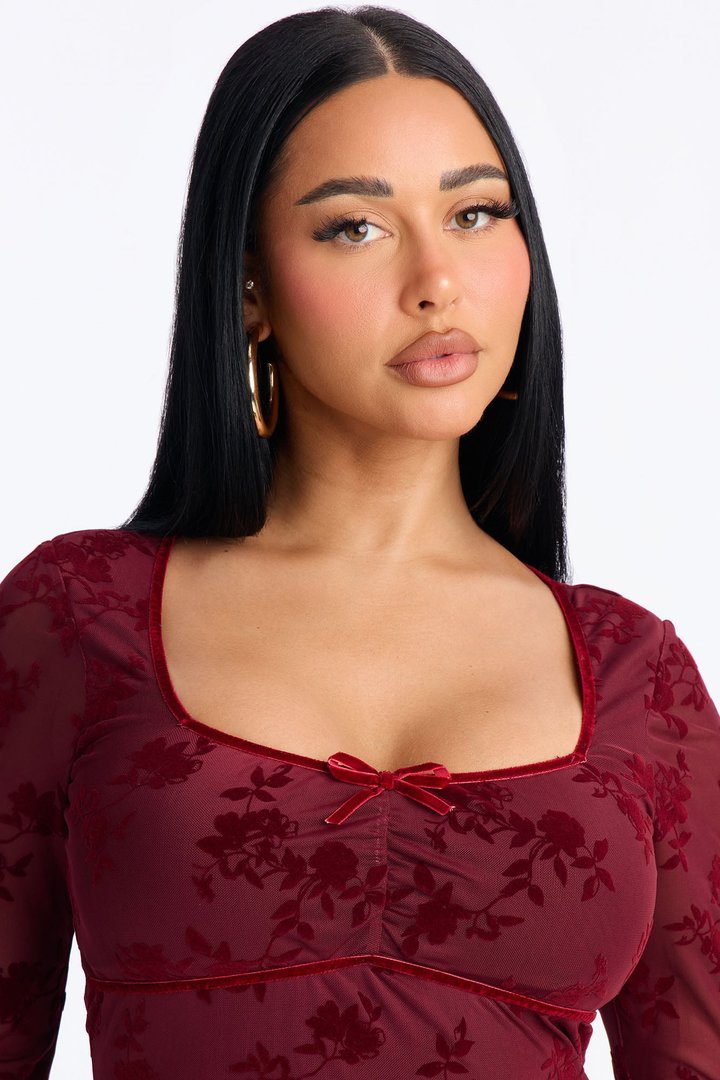 Rosé Mode Floral Flocked Mini Dress - Wine