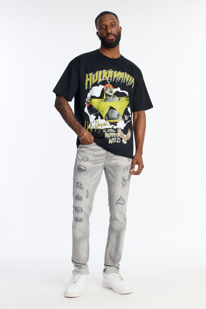 Hulk Hogan HULKAMANIA Premium Short Sleeve Tee - Black