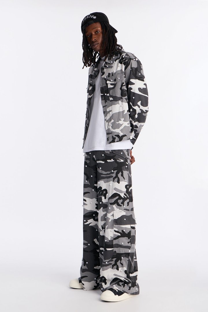 Pearl Wildin Camo Button Up Shirt - Black