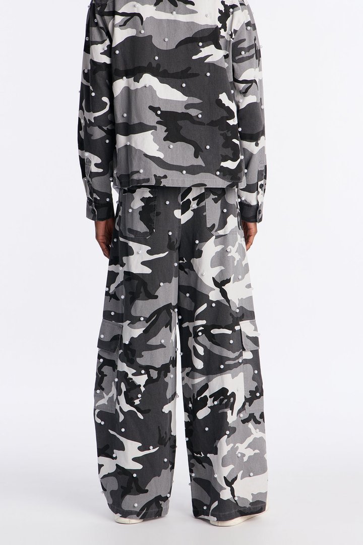 Pearl Wildin Camo Cargo Baggy Pants - Black
