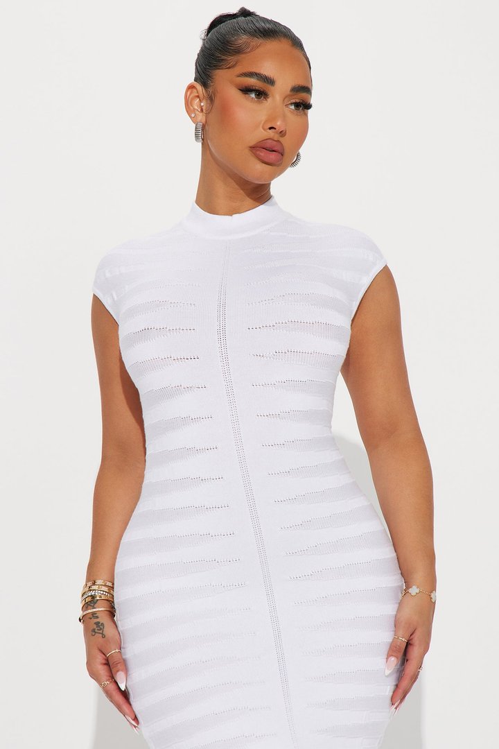Poppy Sweater Maxi Dress - White