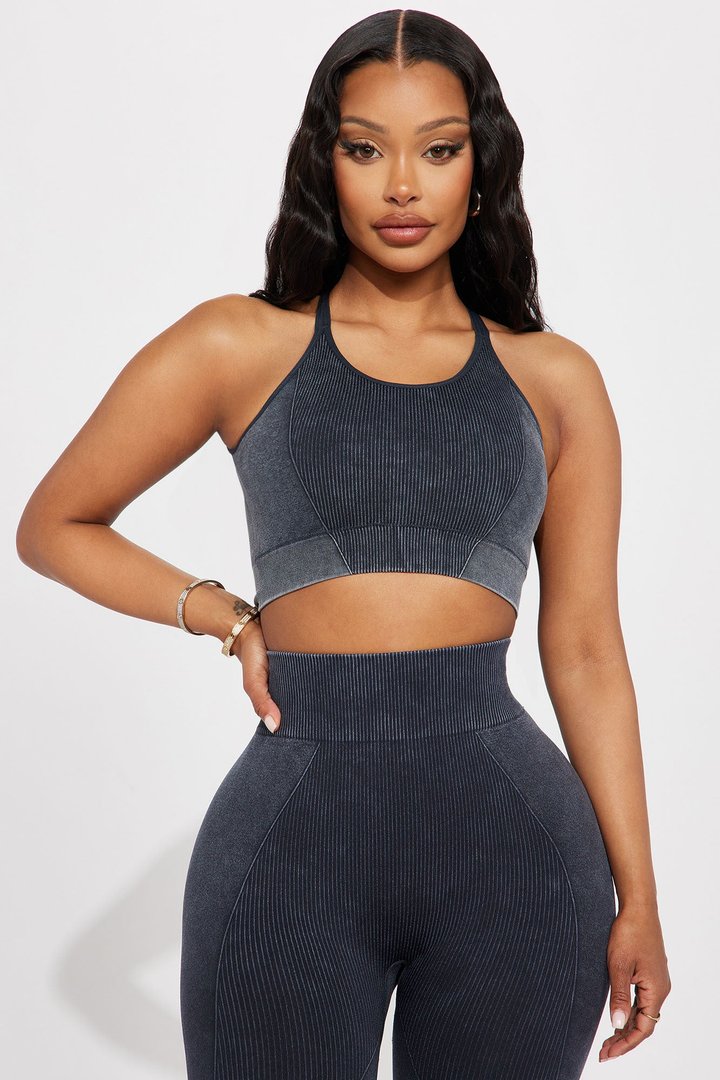 Stretch It Out Active Sports Bra - Black