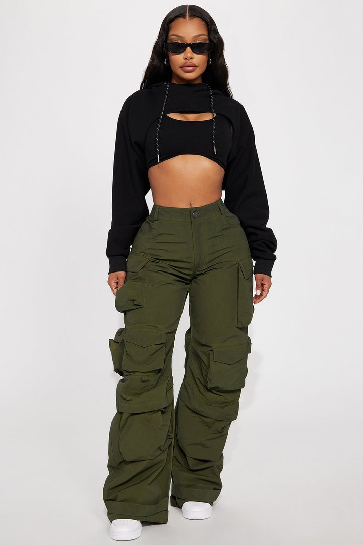 Talk It Up Oversized Distressed Washed Cargo Pant - Olive