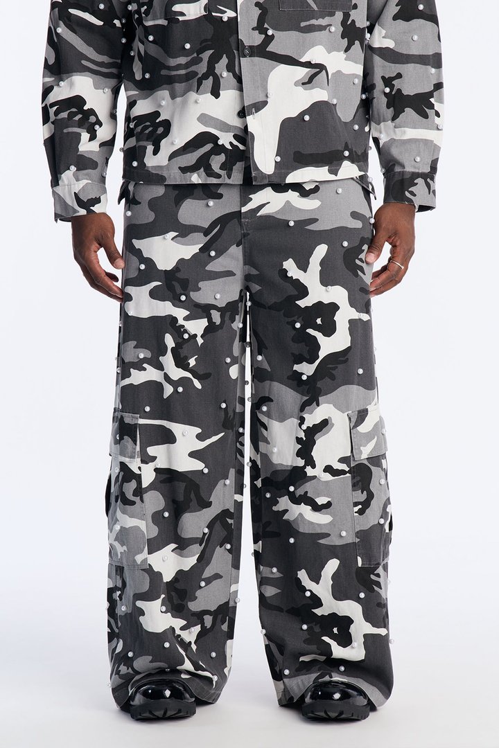 Pearl Wildin Camo Cargo Baggy Pants - Black