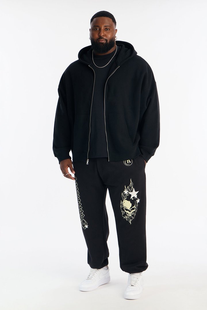 Greatness Reigns Sweatpants - Black