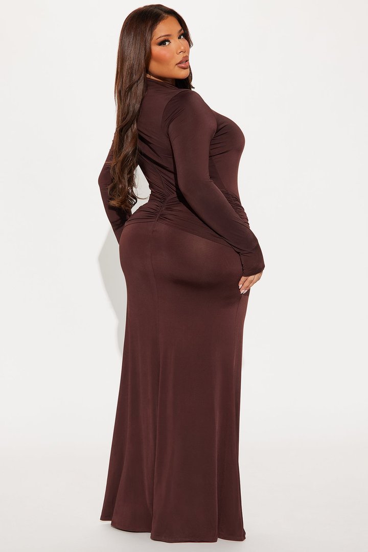 In The Moment Maxi Dress - Chocolate