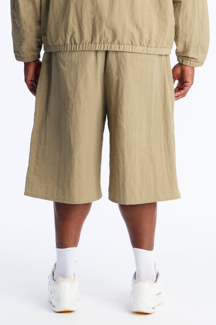 Baggy Pleated Tech Short - Khaki