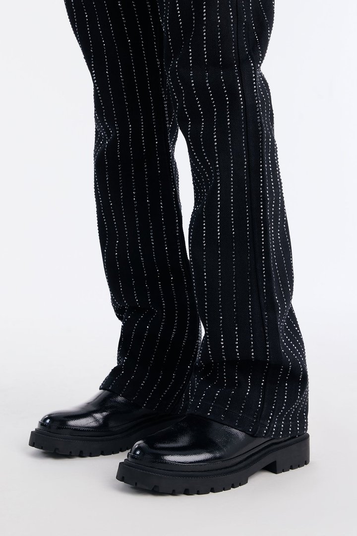 Mini Stacked Slim Flare Ice Me Out Jean - Black