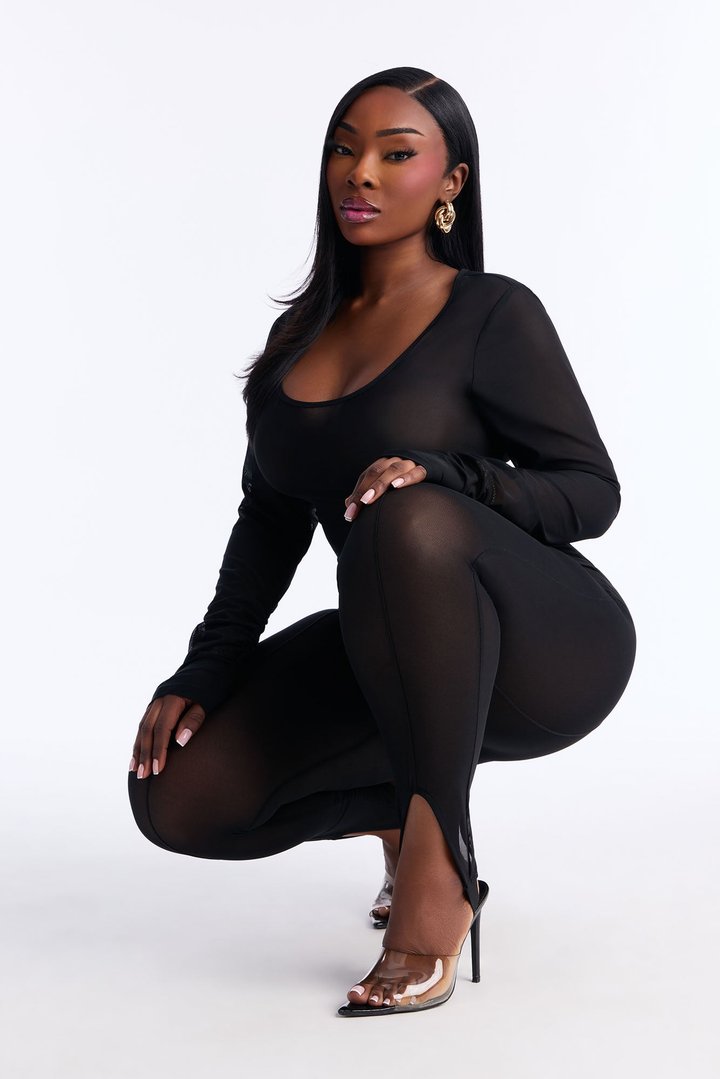 Power Mesh Scoop Long Sleeve Top And Skinny Pant Set - Black