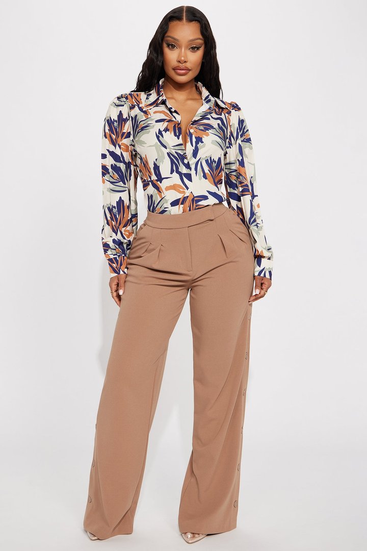 Feel A Way Shirt - Tan/Multi