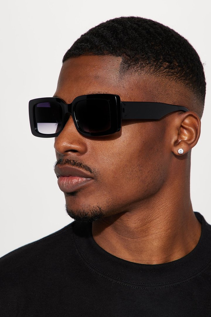 Players Club Sunglasses - Black/Red