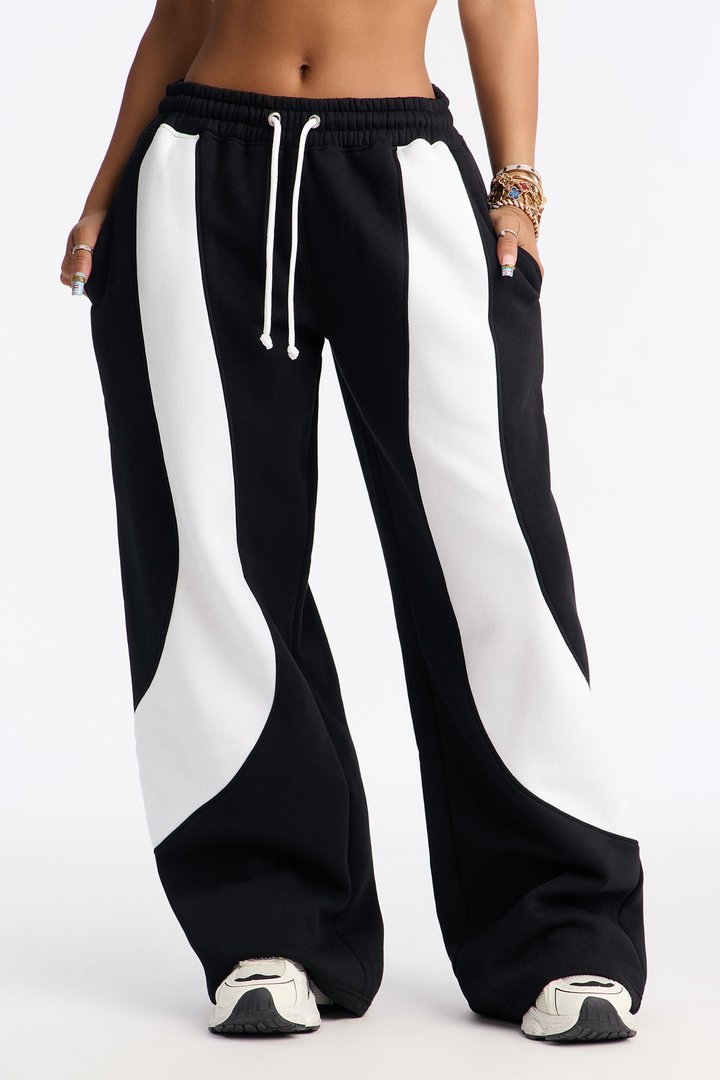 Contrast Comfort Fleece Pants - Black/White