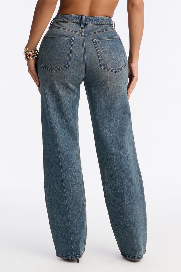 Look Around Straight Leg Jeans - Dark Wash