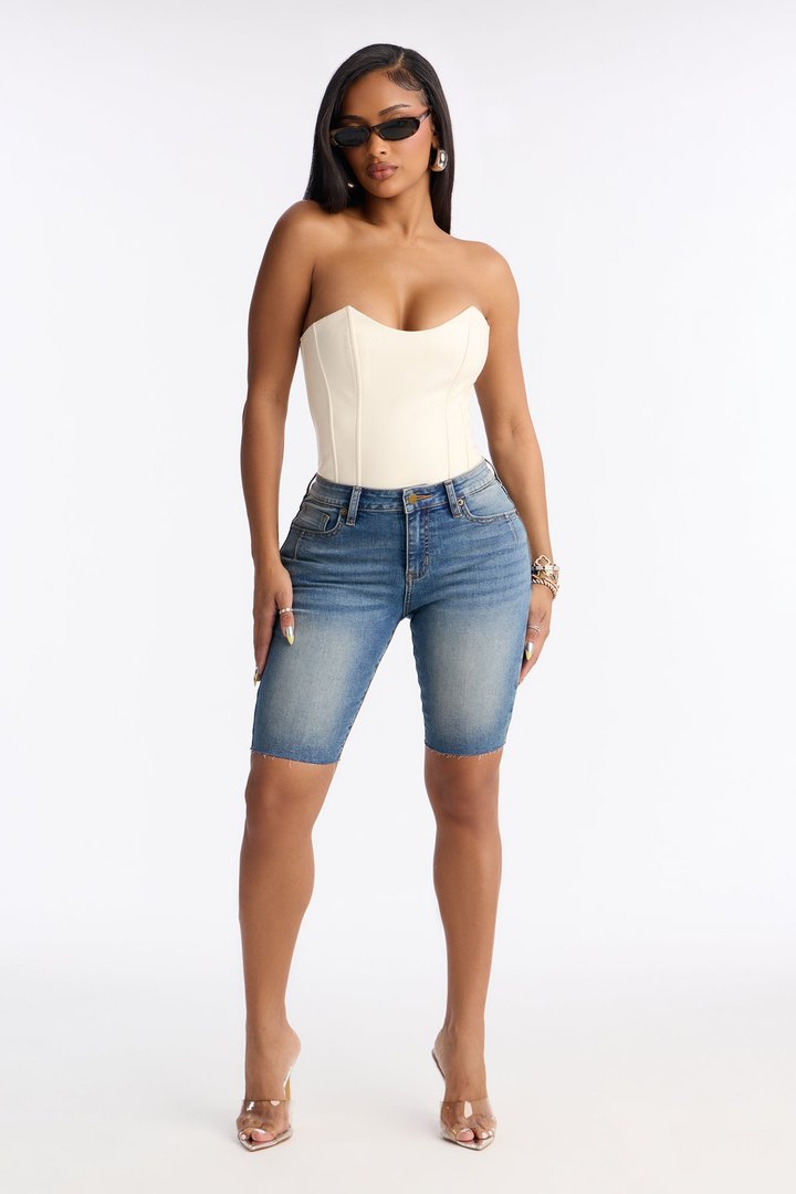 On The Daily Stretch Denim Bermuda Shorts - Vintage Wash