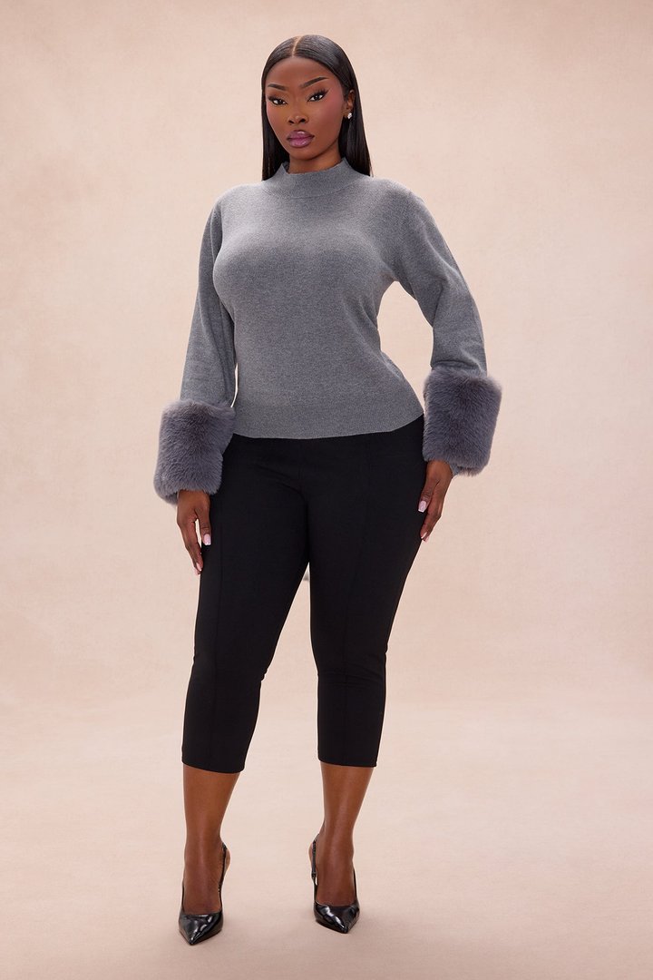 Keep Warm Fur Cuff Sweater - Grey