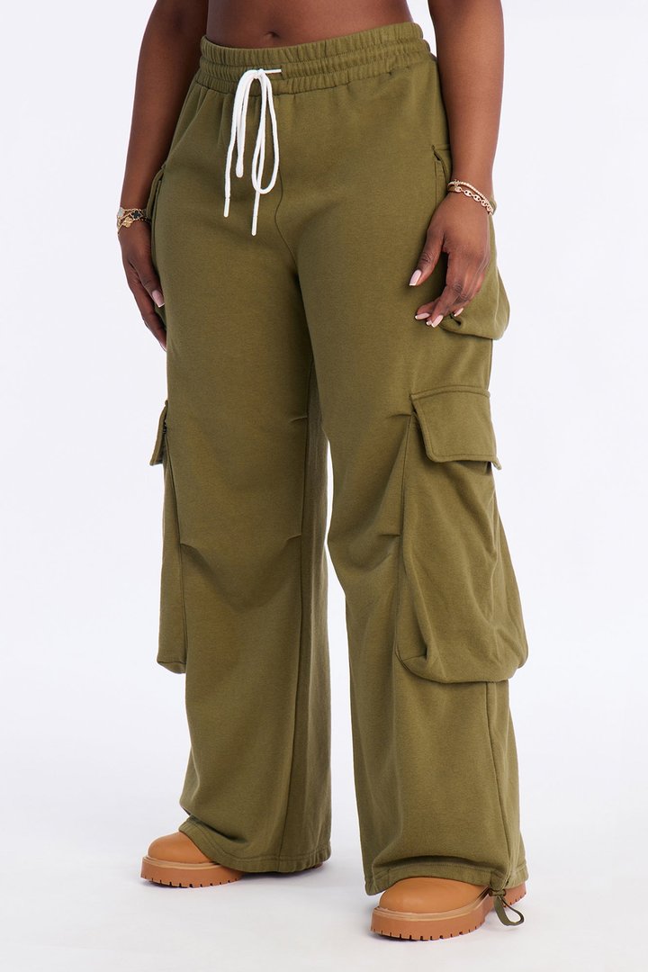 Kayla Cargo Sweatpants - Olive