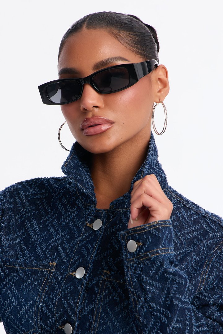 In A Maze Jaquard Denim Shacket - Dark Wash