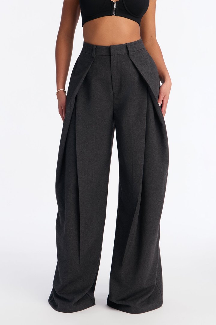 Executive Realness Pleated Wide Leg Trouser 33″ - Charcoal