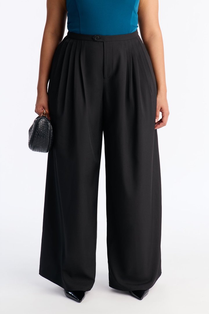 Power Moves Daily Pleated Low Rise Trouser 33″ - Black