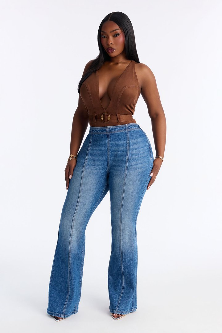 Look Both Ways Stretch Flare Jeans - Medium Wash