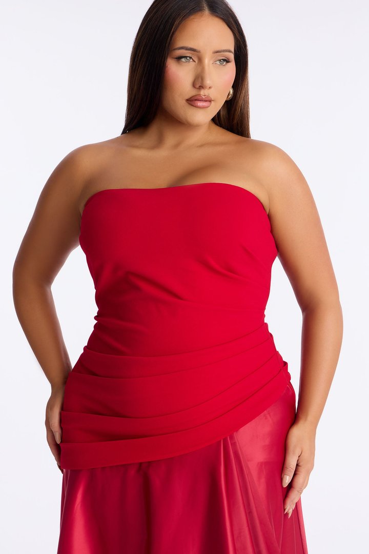 Simply Stunning Strapless Gown - Red