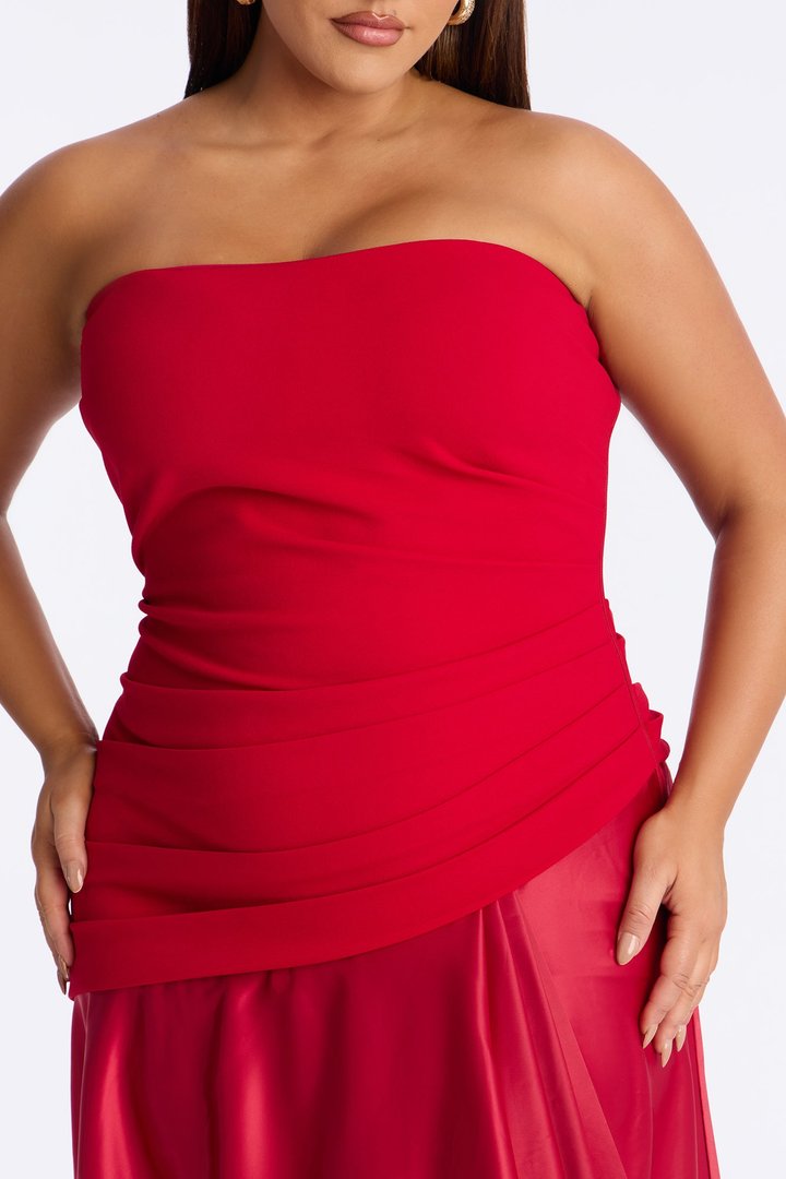 Simply Stunning Strapless Gown - Red