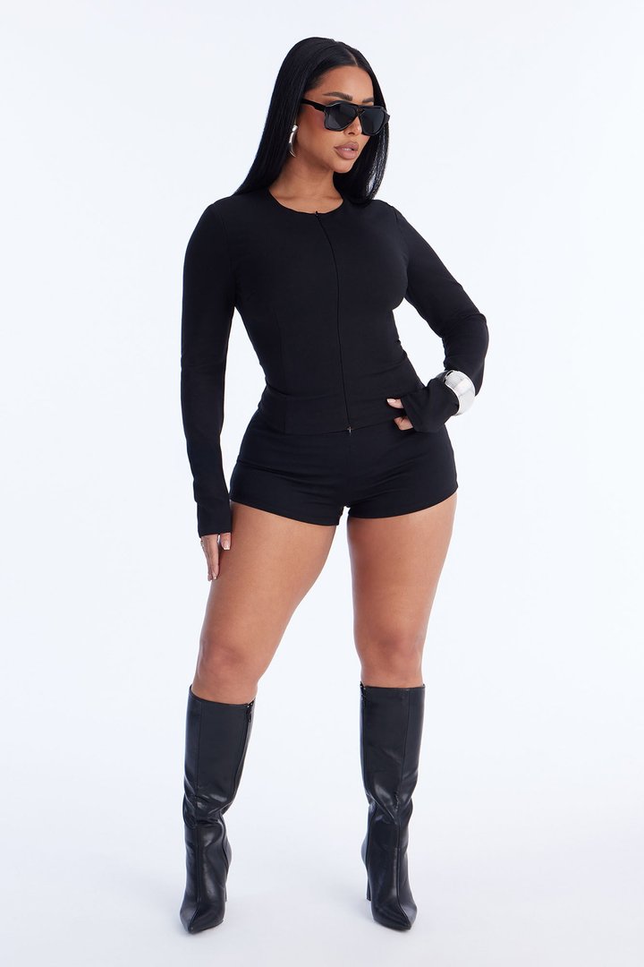Magnolia Long Sleeve Zip Up Top - Black