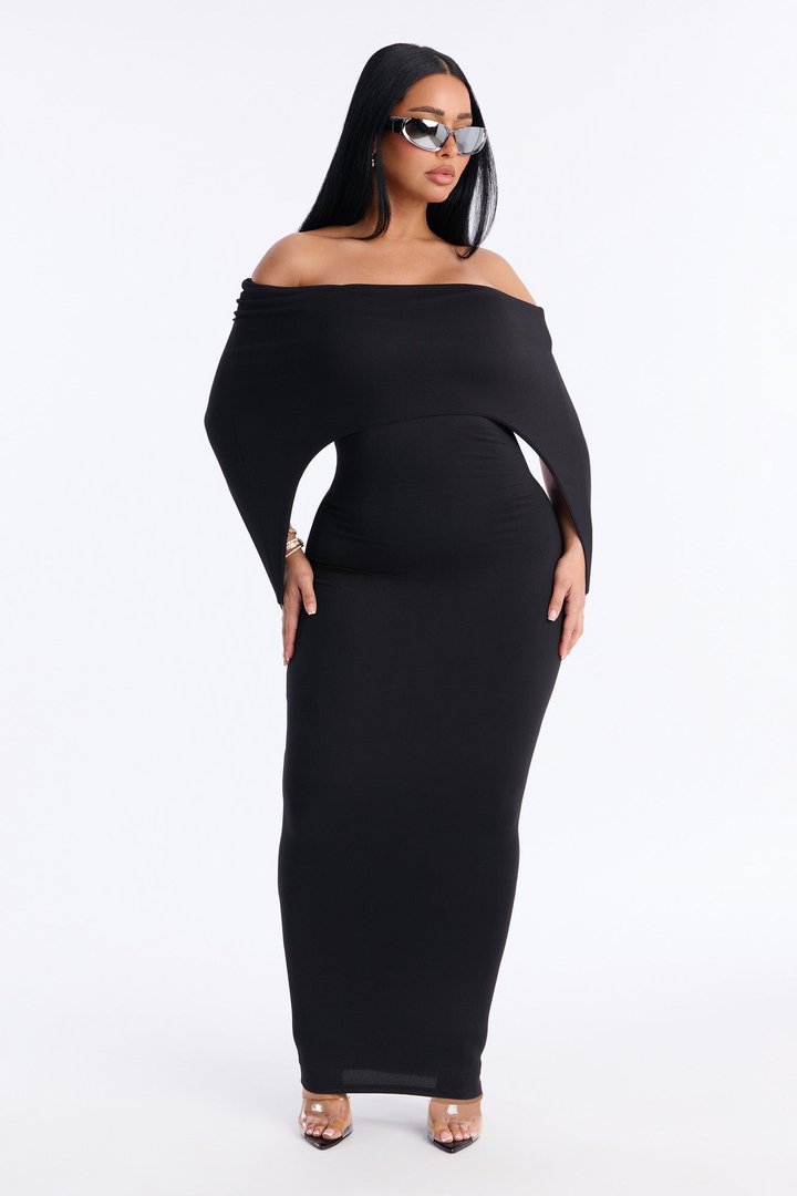 Runway Muse Off Shoulder Maxi Dress - Black