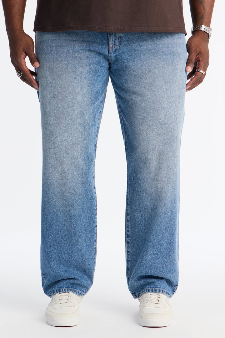 Classic Straight Fit Jeans - Medium Blue Wash