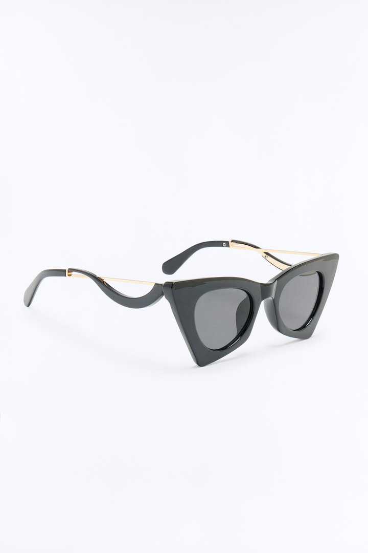 All The Rage Cat Eye Sunglasses - Black