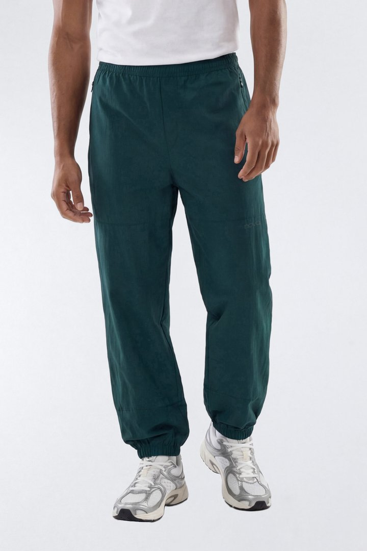 CoreNylon 32″ Track Pant - Hunter Green