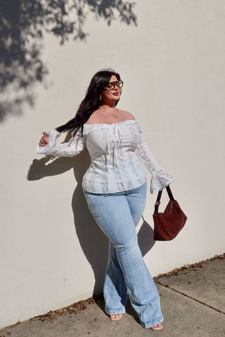 Let Them Know Stretch Flare Jean - Light Wash