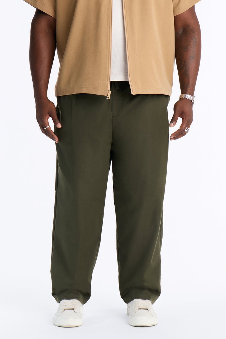 Nelson Pleated Hybrid Relaxed Pant - Olive