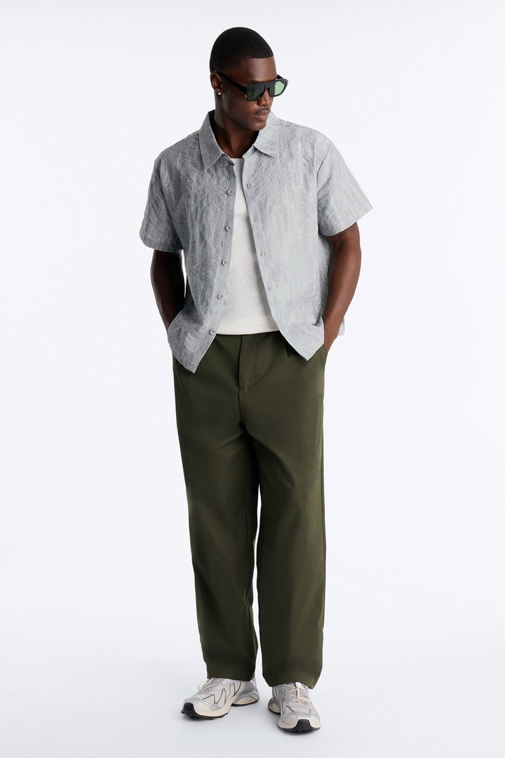 Nelson Pleated Hybrid Relaxed Pant - Olive