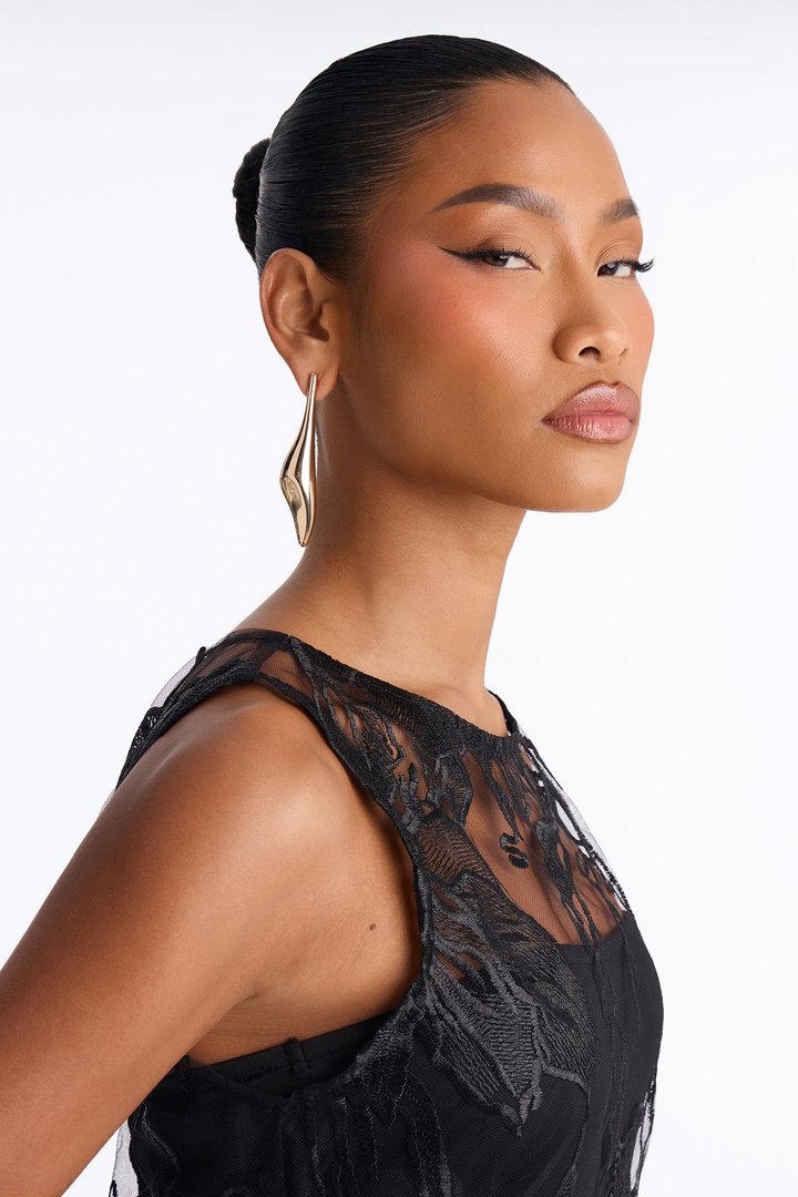 Chrome Gal Drop Earrings - Gold
