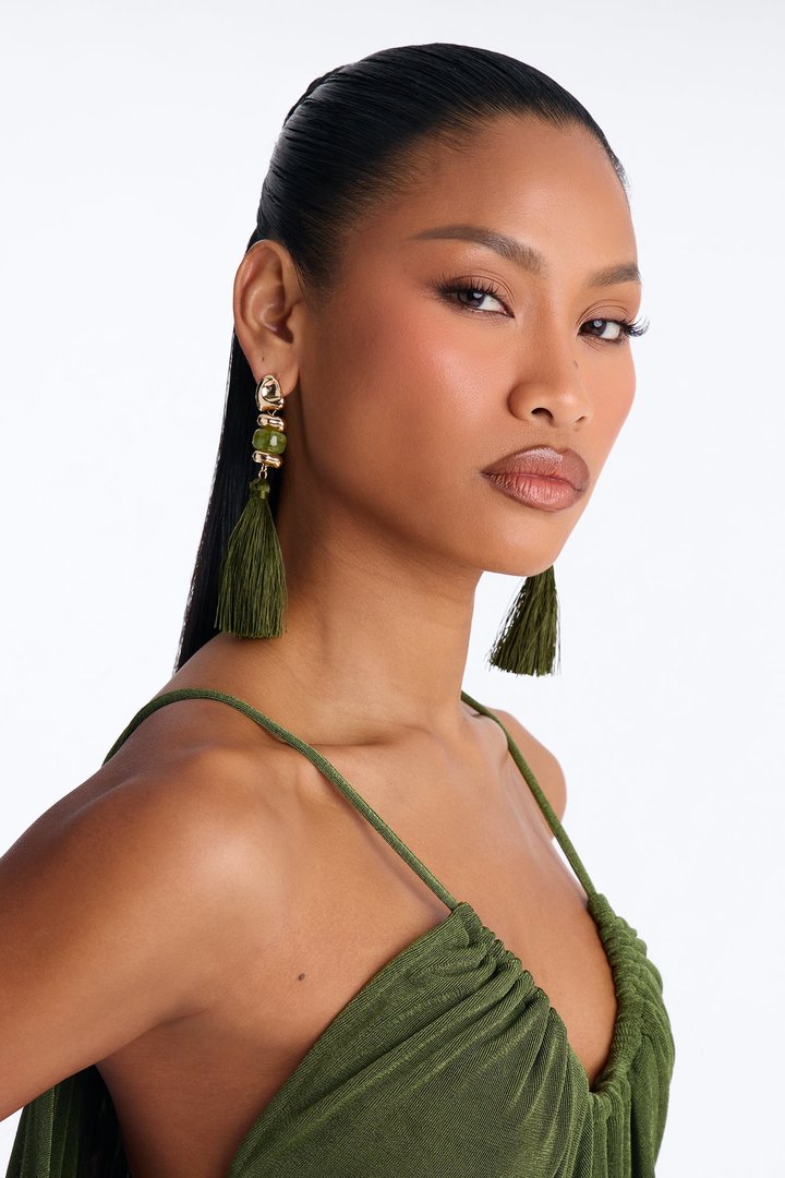 Serving Looks Drop Earrings - Gold/Green