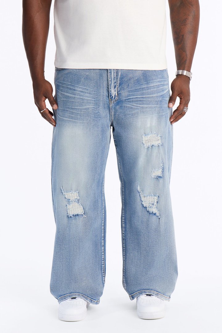 Baggy Classic Destroyed Jean - Light Blue Wash