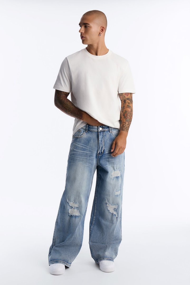 Baggy Classic Destroyed Jean - Light Blue Wash